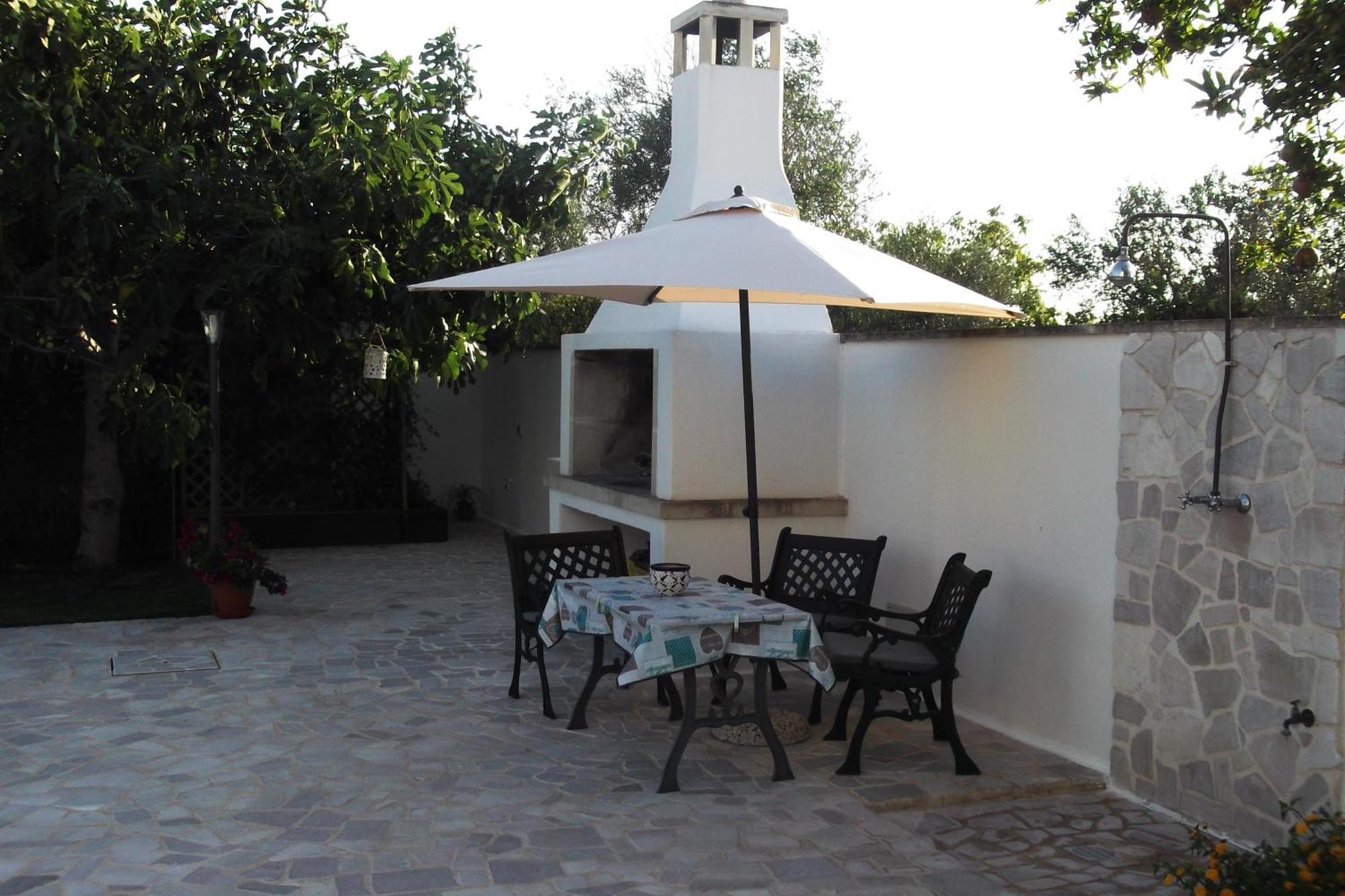 Casa Vacanza Augusto Uggiano La Chiesa Exterior foto