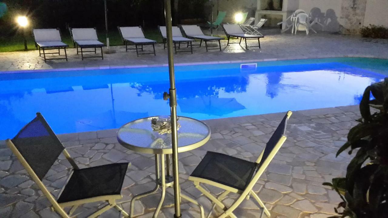 Casa Vacanza Augusto Uggiano La Chiesa Exterior foto